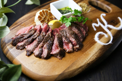 まごころこもったおもてなしと料理をご提供。ハンバーグ専門店や和食ダイニングほか、他業態を展開中です。