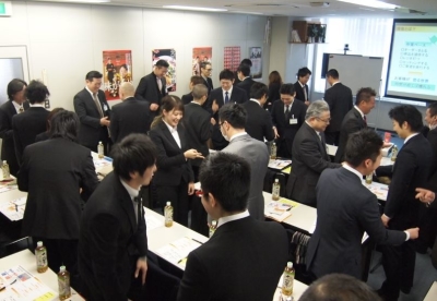 多彩な研修機会を設けています。現場とは違う刺激を受けることで、成長速度もアップ。