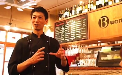 カウンター席のお客さまと会話を楽しめます!誕生日や結婚記念日など、イベント時にも利用しやすいお店です