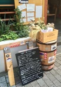 グランドメニューはもちろん、旬の食材を使った季節メニューも春夏秋冬、大人気です