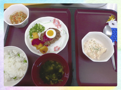 <年間休日120日>安定した環境で働いて、プライベートの時間も充実させられます。