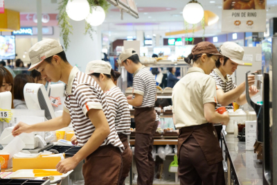 店長候補として、スタッフの育成/採用やマネジメントについても学んでいきましょう!