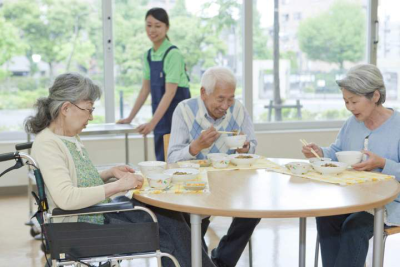 スタッフ同士のチームワークも大切にして、協力し合いながらたのしくお仕事に取り組んでいきましょう!