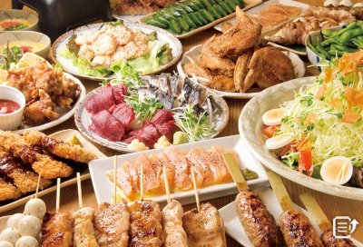 焼き師が備長炭でじっくりと焼き上げた、こだわりの焼鳥をメインとしたコース料理。