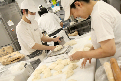 オールスクラッチで1つ1つ丁寧に作り上げていきます!