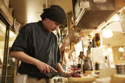 和食・洋食・中華ジャンルを問わず色々な経験を持った職人が活躍中!