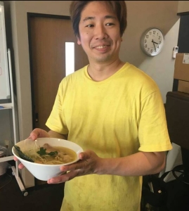 未経験から店長もめざせます。実際に入社2年目で店長として活躍しているスタッフも!