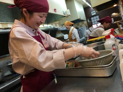 現在は「働くママさん」など、女性スタッフが中心に活躍しています。