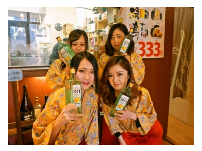 現場のスタッフでアイデアを出し合い新店をOPEN。これがコズミックホールディングスの最大の武器です!