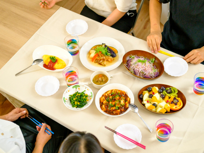 小中学校や保育園など給食業務の受託先の管理業務をおまかせします。
