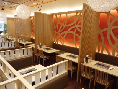 最短入社6ヶ月で店長もめざせます。未経験から店長になったスタッフも多数活躍中!