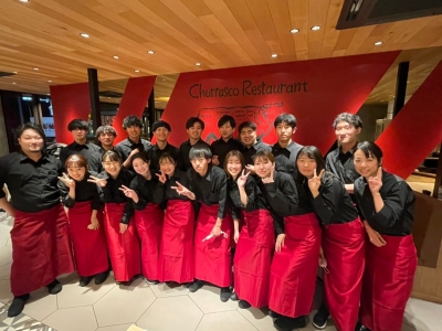 今後ポジションは増える見込み。まずは店長をめざし、周りを引き付ける人間力をみがいていきましょう。