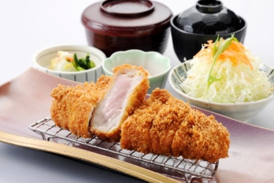 徹底した品質管理を行なった厳選素材を、卓越したワザで「美味しい一品」に!