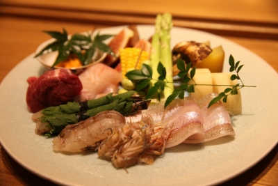 和食店での調理経験がある方は優遇します。未経験の方も挑戦可能です。イチから丁寧にお教えします。