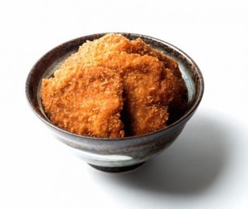 豚・タレ・米、すべてにこだわった究極の一杯を提供しています。