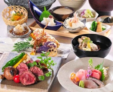 当店は、とことん手作りにこだわる和食ダイニングですので、調理スキルを磨けますよ!