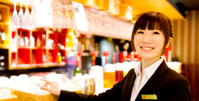 店長を経験したあと、複数店舗を統括する役職へのキャリアアップも可能です!