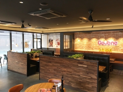 母体企業は、韓流商品の販売を手掛ける企業!福岡を中心に7店舗展開しています。