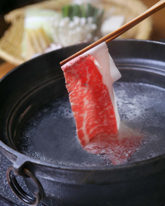 全国から厳選した上質なお肉を、しゃぶしゃぶとしてご提供!