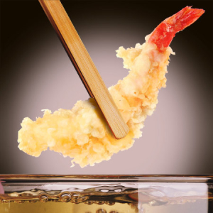 注文が入ってからお客さまの目の前で丁寧に揚げる天ぷら◎