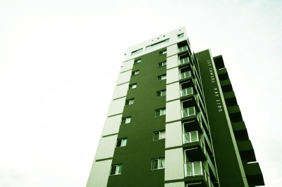 当社不動産事業部が所有する高級賃貸マンション。希望があれば所有物件の中から寮・住まいも手配致します。