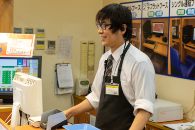 未経験から始めて今では店長として活躍している方も!あなた次第でスピード昇格を果たせます。