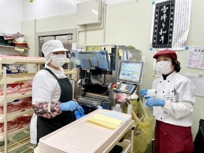 未経験でも大丈夫!先輩スタッフが丁寧に指導します