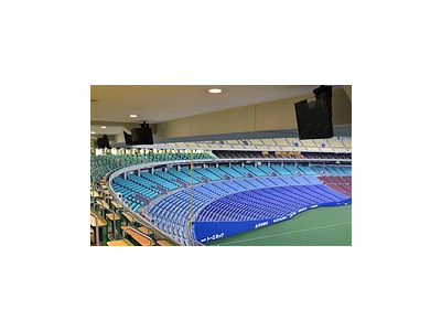 多くのファンが観戦するスポーツ施設での勤務です。車通勤OK◎