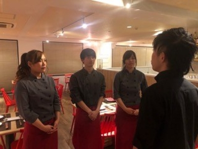 既存店での研修やオープン準備から参加できるので、早期入社もOK!