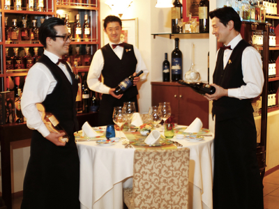 料理、サービス、ワインとどれも一級品を揃えている当店で、上質なスキルを身につけませんか?