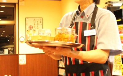 アルバイトスタッフのシフト管理や教育、売上管理はじめ、店舗経営のノウハウも伝授。