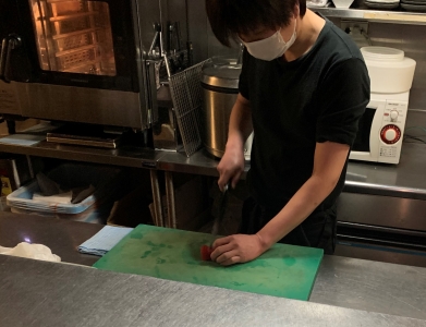 3ヶ月の研修終了後の統轄店長就任をめざしてください!