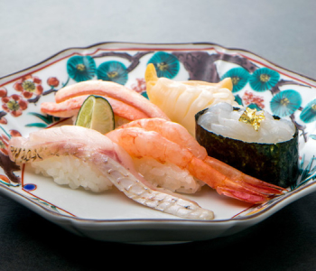 当社自慢のお寿司を海外の皆さんにも味わっていただきましょう!