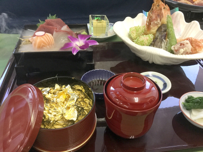 安土桃山時代と現代を融合させた料理でも、お客様に楽しんで頂きます。※写真は試作品です