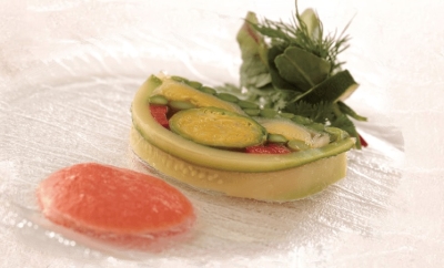 多くの著名人に愛され続ける味を、あなたの手で受け継いでいってください。
