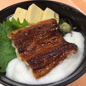 調理師や栄養士の資格を活かしてご活躍を。安定基盤で長く安心して働けますよ!