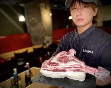 素材の仕入れから、特殊な料理方法まで学べ、スキルが身に付きます。