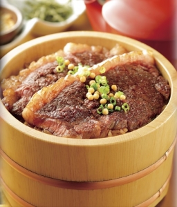 当店の名物料理「黒毛和牛ひつまぶし」。その味は多くの方が絶賛!