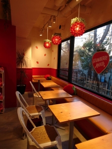 数々の人気店を手がけている当社。運営ノウハウも自然と身につきますよ。