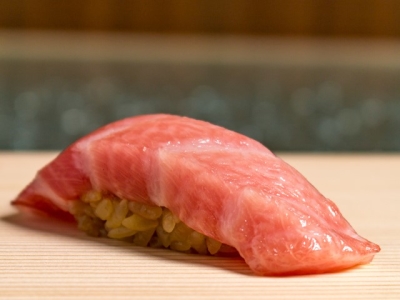 鮨・日本料理・フレンチ…多彩な業態を手がける企業で、店舗管理スタッフを募集します!