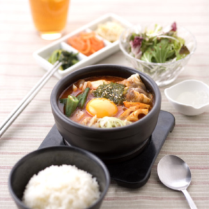 個性豊かな飲食ブランドを展開している成長企業!