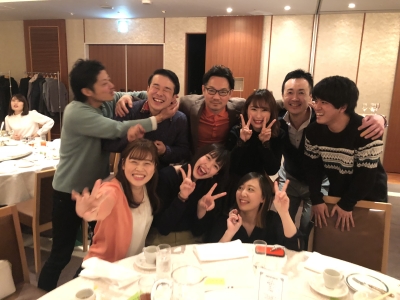 仕事もプライベートも全力で楽しむ20~40代のスタッフが集まる会社です♪新しい仲間を待ってま~す☆