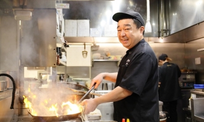 スタッフ一人ひとりの個性を活かしたお店作りを行っているから、各店のオリジナルメニューも充実!