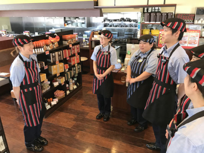 今までの経験を活かして、店舗運営にまつわるマネジメント全般をお任せ。