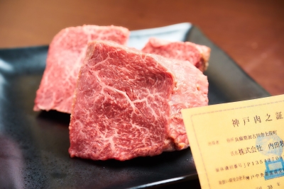 和牛の中でも世界で最高峰とされている神戸牛を、リーズナブルにご提供しています