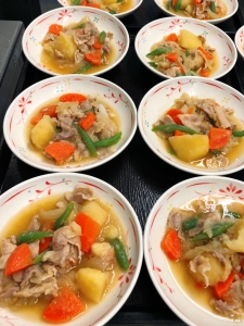 和定食が中心ですが、洋食や韓国料理など幅広いメニューをご提供しています