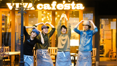 スタッフの笑顔がお客様に伝わるようなサービスを大切に☆