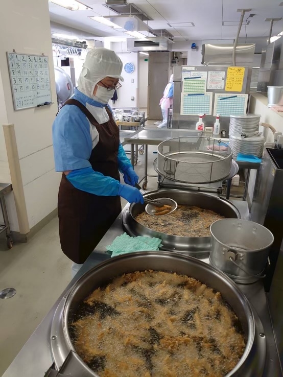 一冨士フードサービス株式会社 東関東支社 『千葉県・茨城県にある小中学校』（千葉県）調理師の契約社員求人情報｜飲食店の求人・転職ならクックビズ