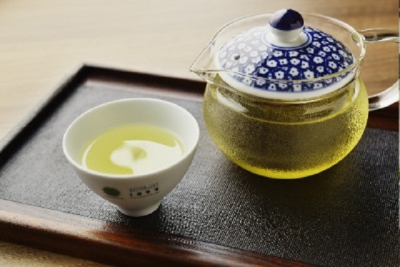 ホスピタリティあふれる接客や、店舗運営に対する情熱をお持ちの方を歓迎します!