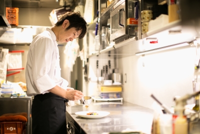 経験豊富なシェフのもと、イチからフレンチのスキルを習得できる環境です!ぜひチャレンジしてみませんか?